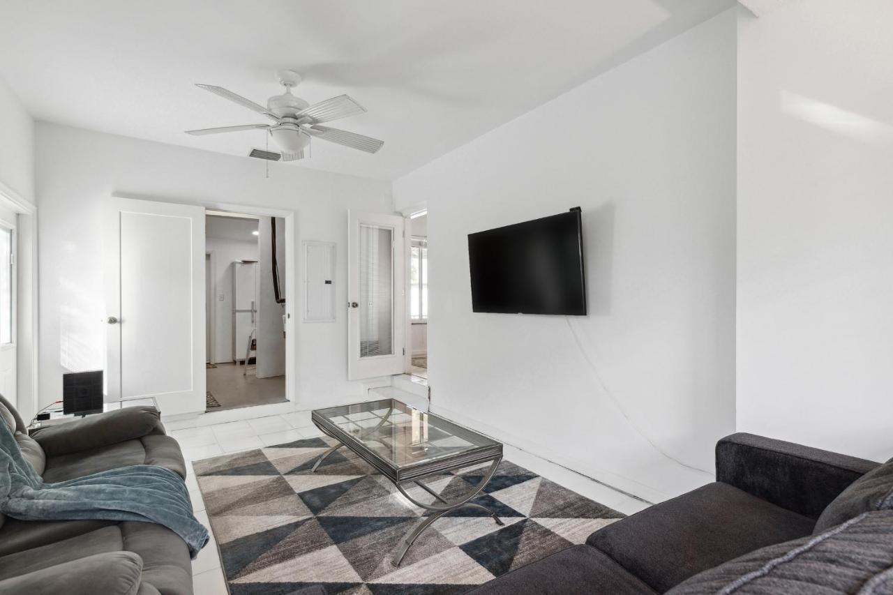 Chic Fort Lauderdale House With Private Pool 外观 照片